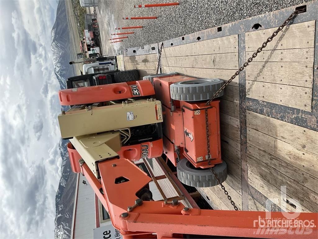 JLG E300AJ Съчленени стрелови подемници