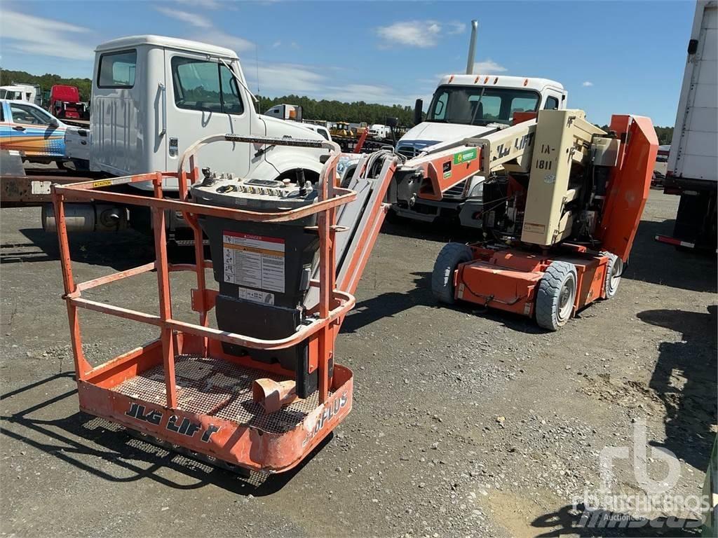 JLG E300AJP Съчленени стрелови подемници