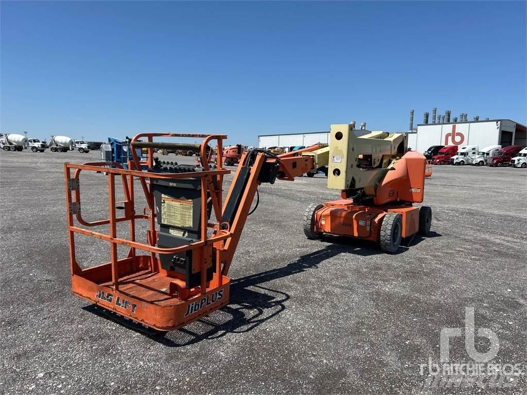 JLG E400AJPN Съчленени стрелови подемници