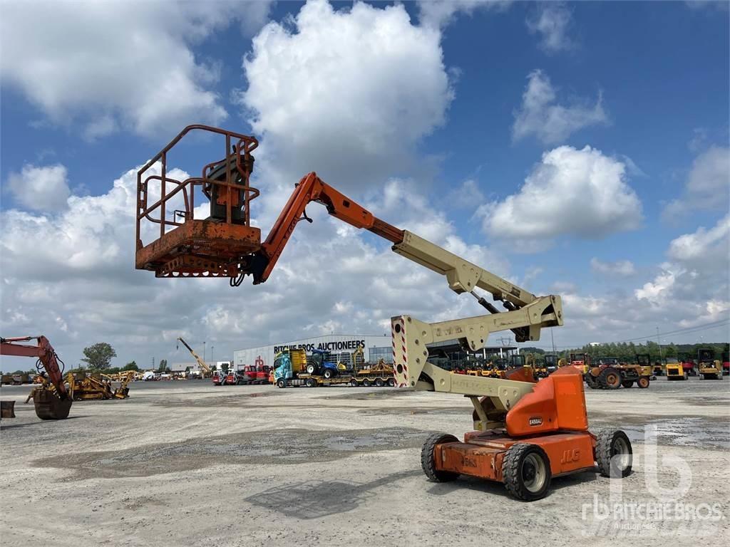 JLG E450AJ Съчленени стрелови подемници