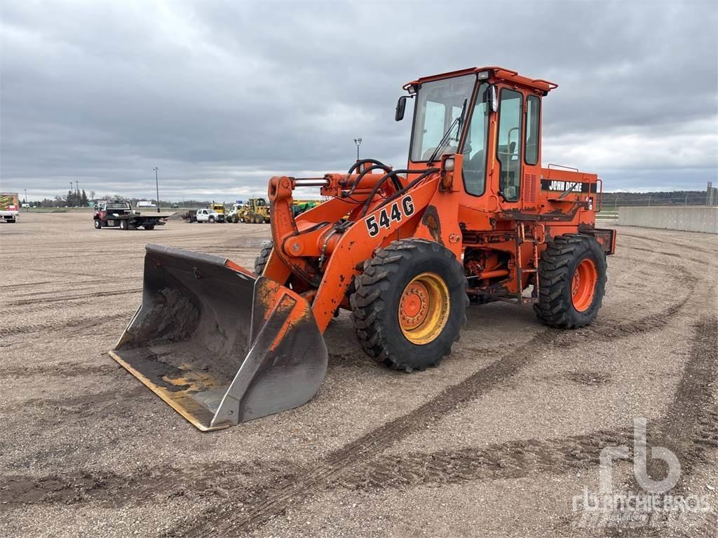 John Deere 544G Колесни товарачи