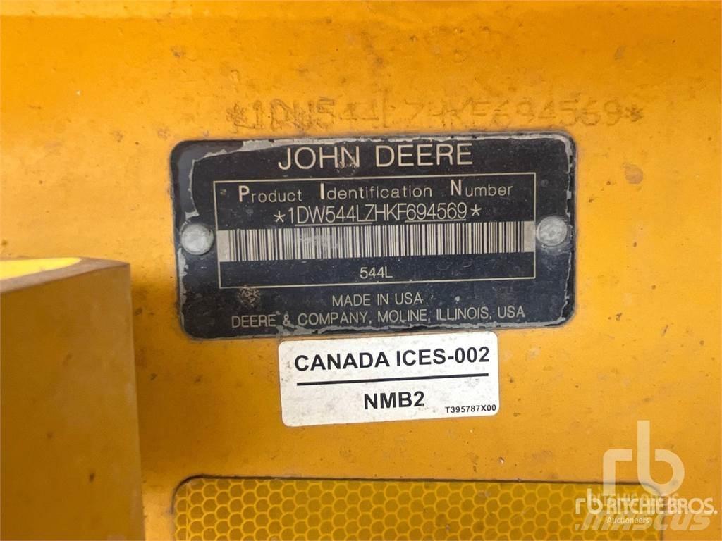 John Deere 544L Колесни товарачи