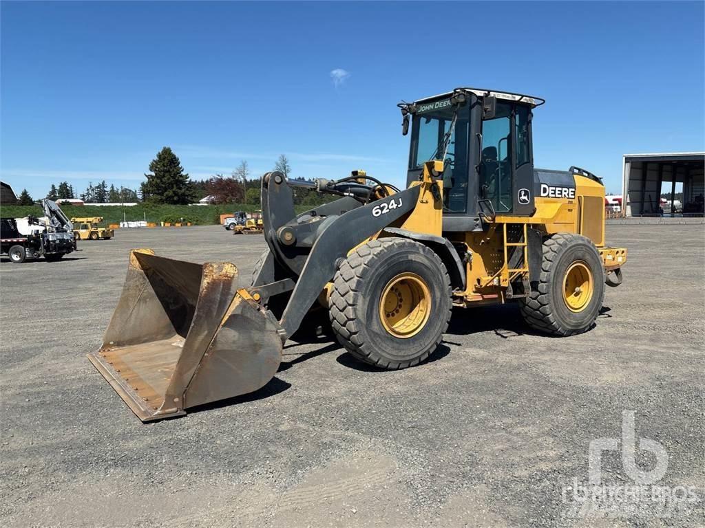John Deere 624J Колесни товарачи