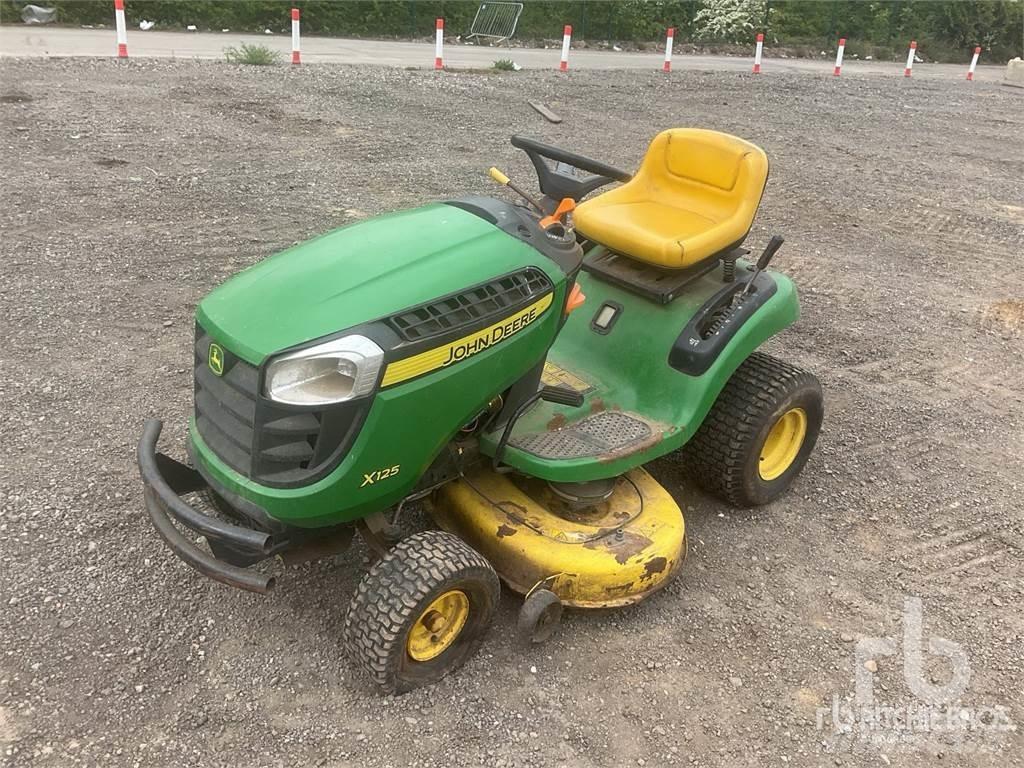 John Deere X125 Косачки