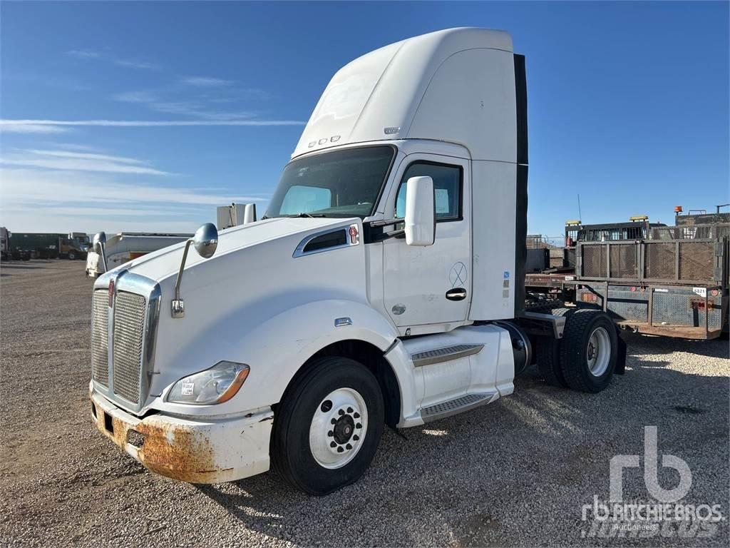 Kenworth T680 Влекачи