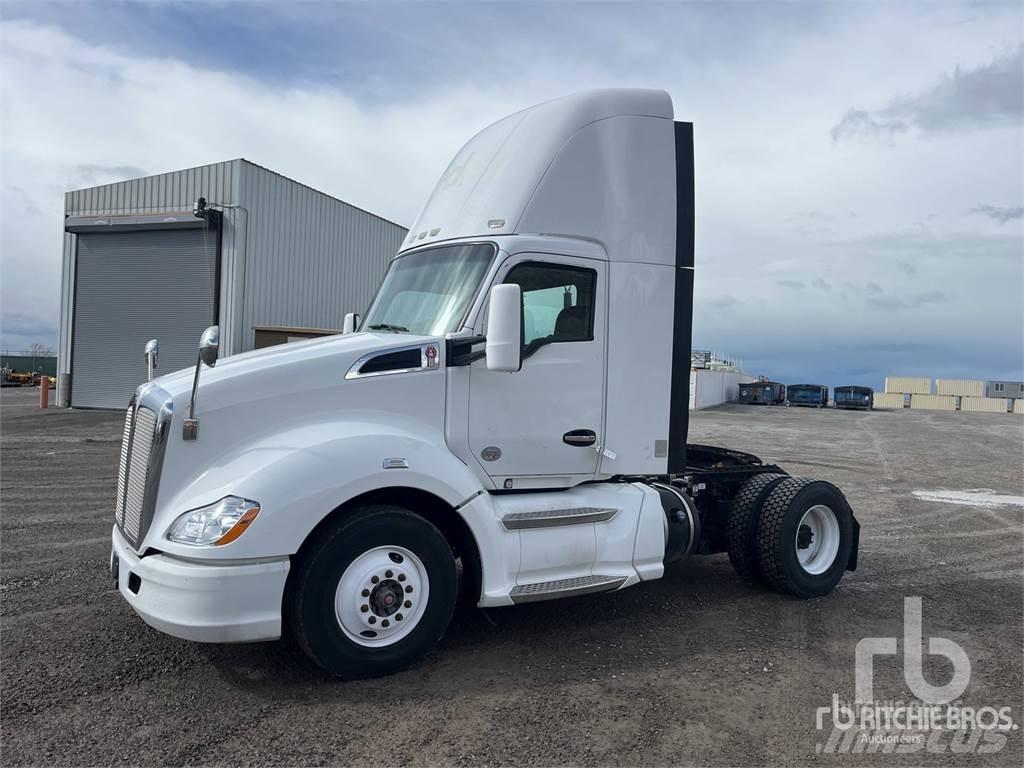 Kenworth T680 Влекачи