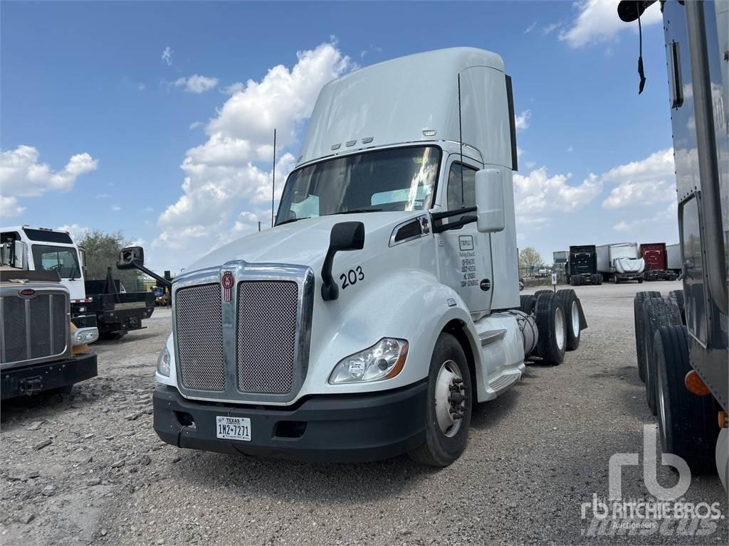 Kenworth T680 Влекачи