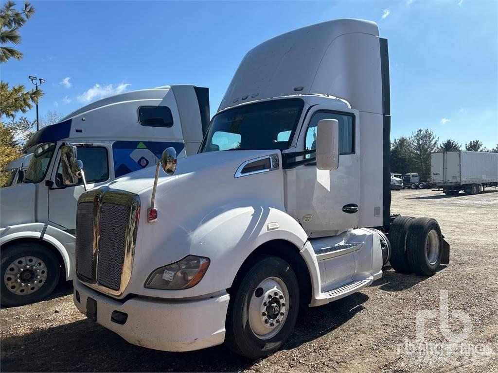Kenworth T680 Влекачи