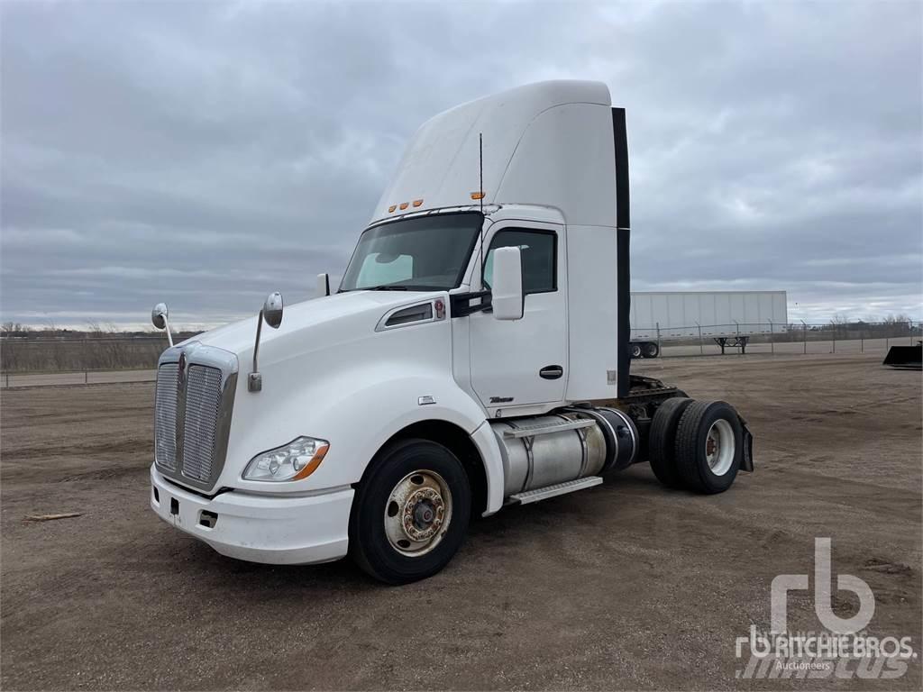 Kenworth T680 Влекачи
