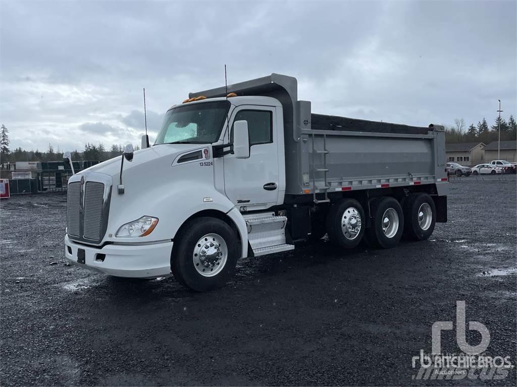 Kenworth T680 Самосвал