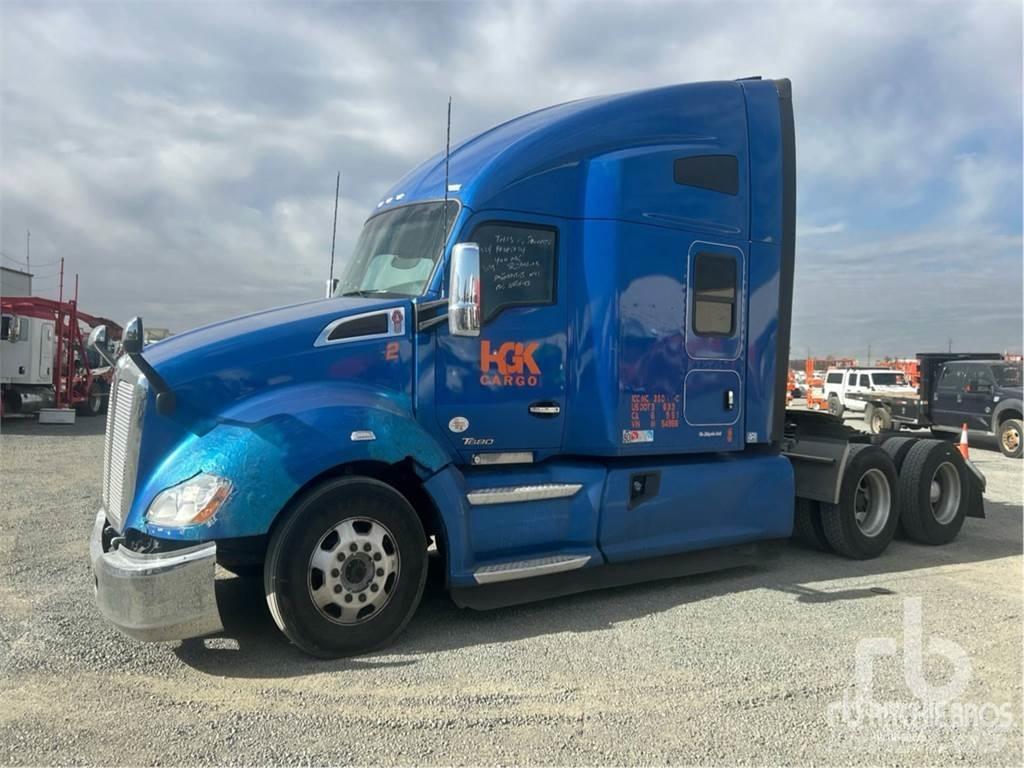 Kenworth T680 Влекачи