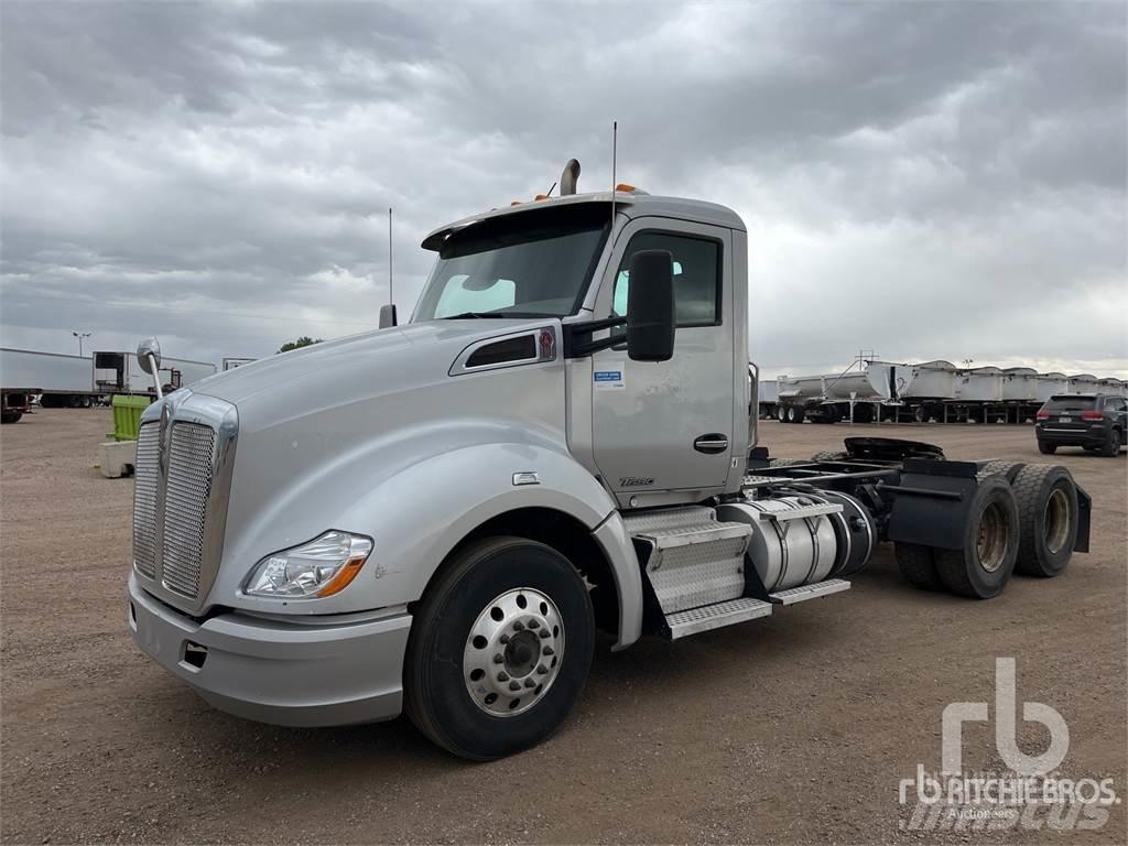 Kenworth T680 Влекачи