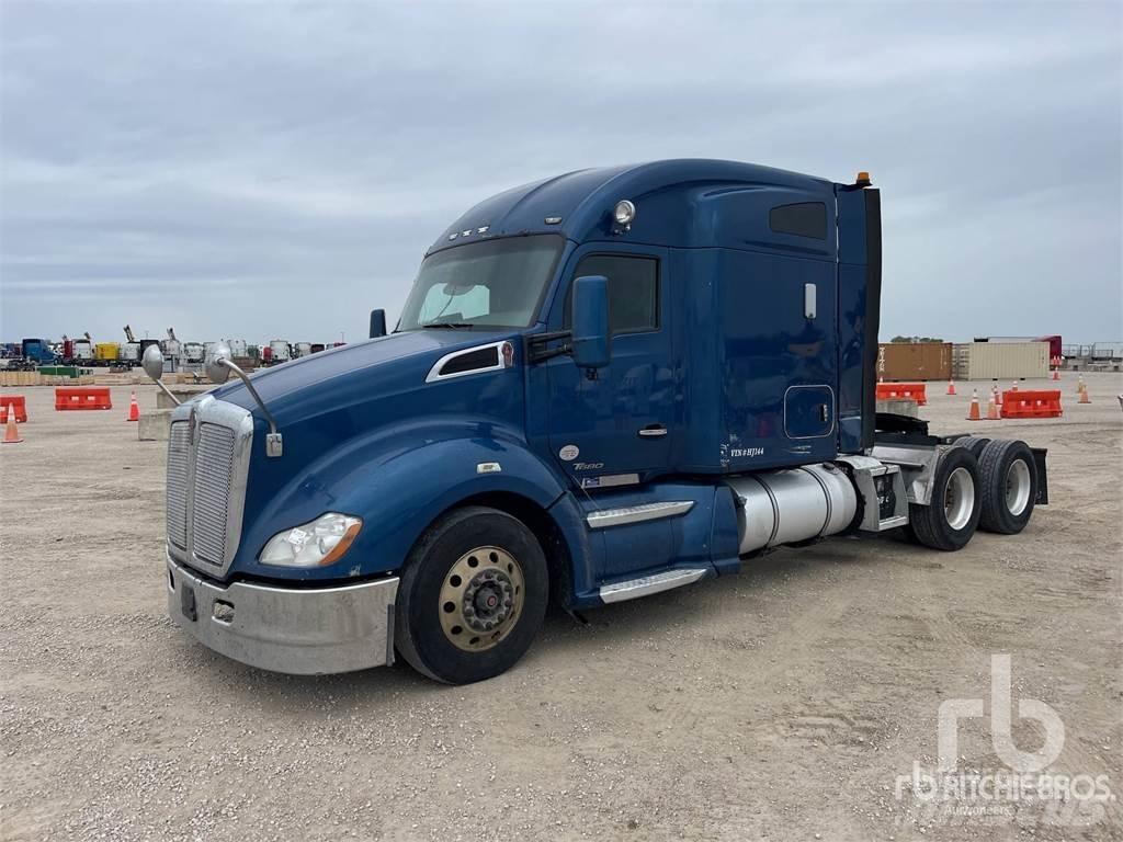 Kenworth T680 Влекачи