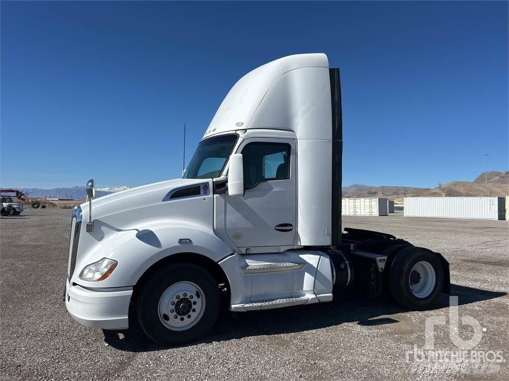 Kenworth T680 Влекачи