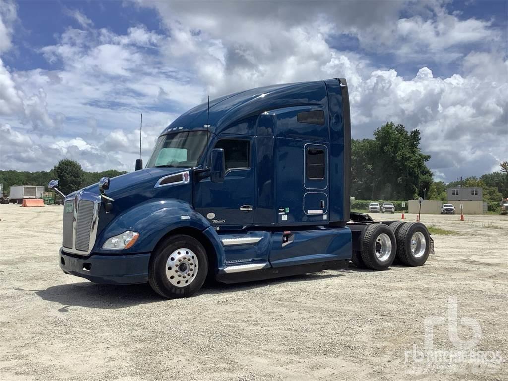Kenworth T680 Влекачи