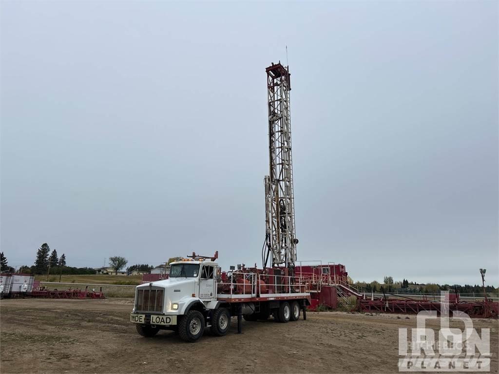 Kenworth T800 Камиони с подвижни сондажни кули