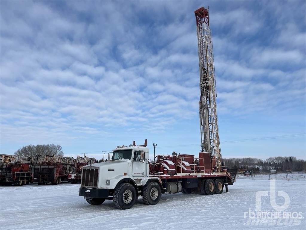 Kenworth T800 Камиони с подвижни сондажни кули