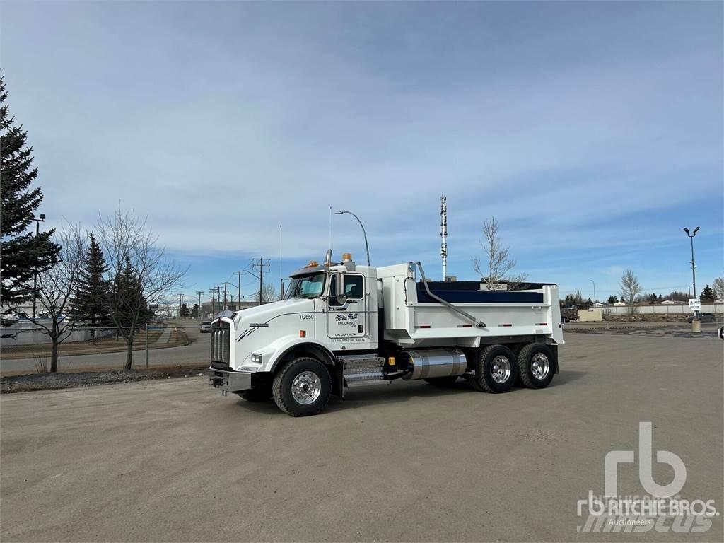 Kenworth T800 Самосвал