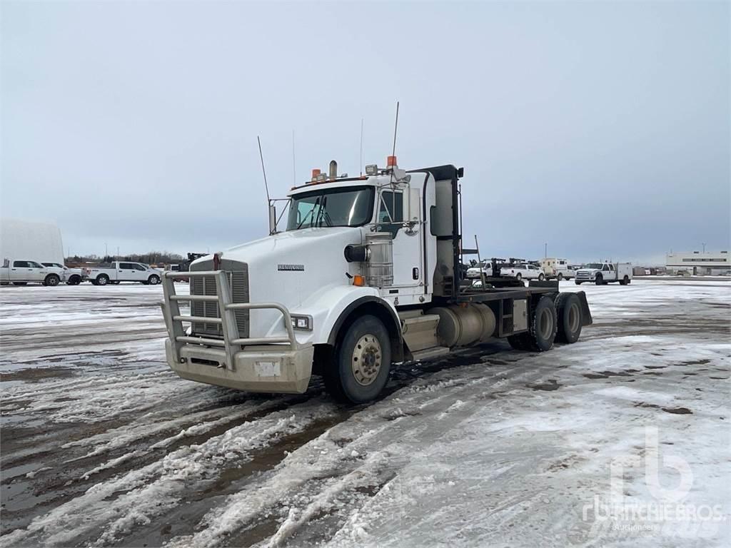 Kenworth T800 Бордови камион / автолебедка
