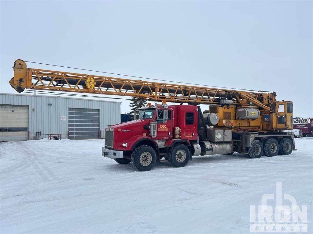 Kenworth T800 Камиони с подвижни сондажни кули