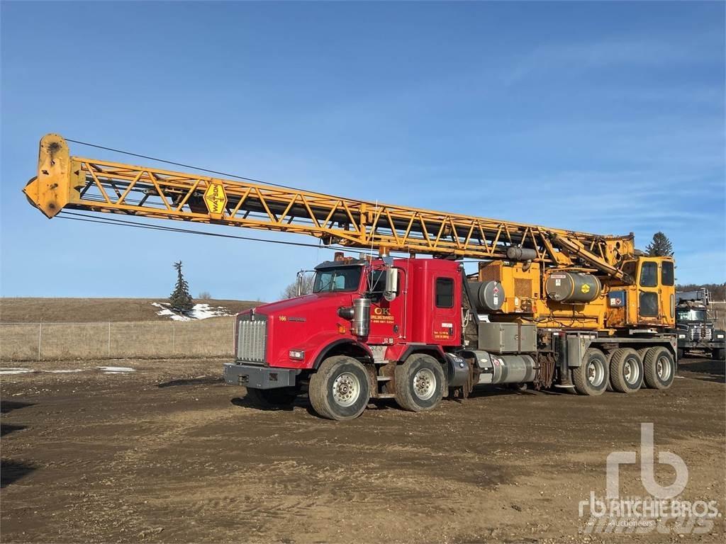 Kenworth T800 Камиони с подвижни сондажни кули