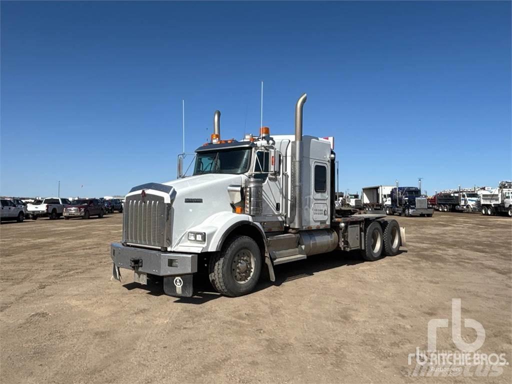 Kenworth T800 Бордови камион / автолебедка