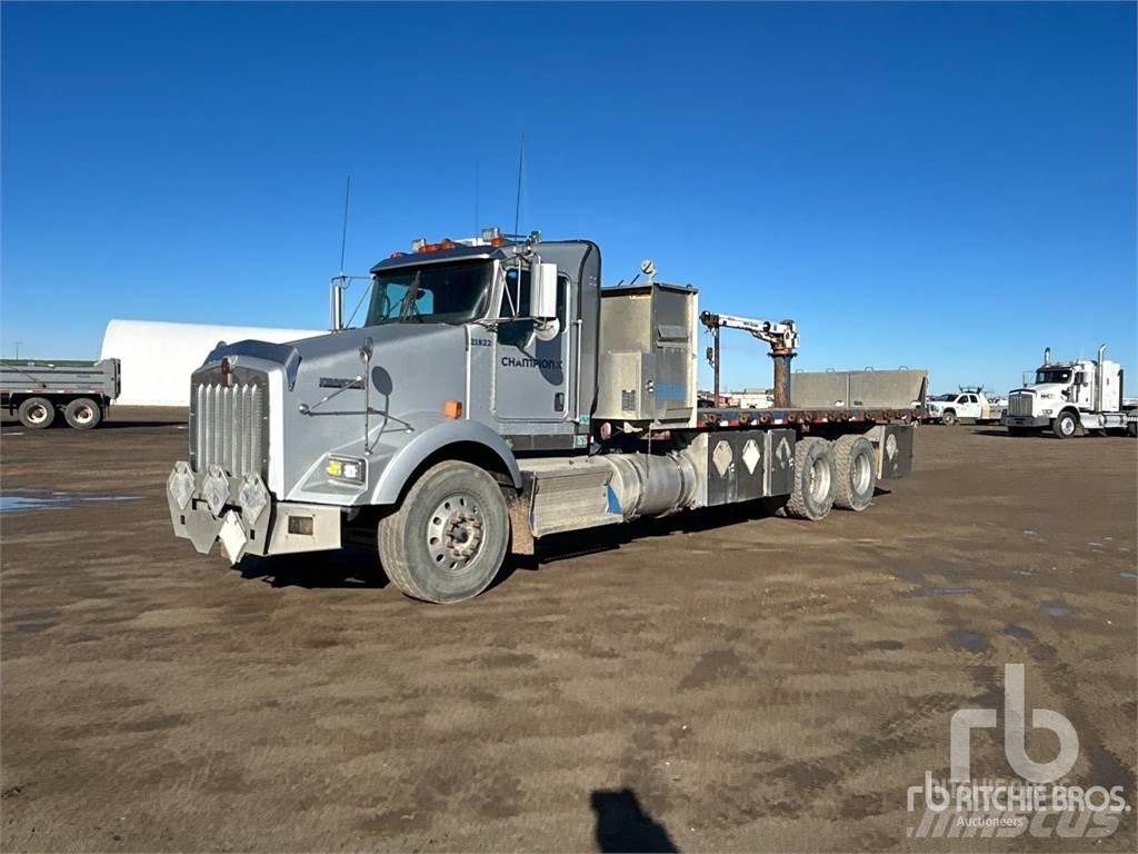 Kenworth T800 Бордови