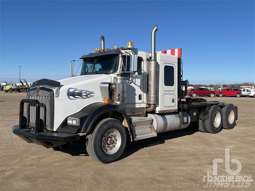 Kenworth T800B Бордови камион / автолебедка