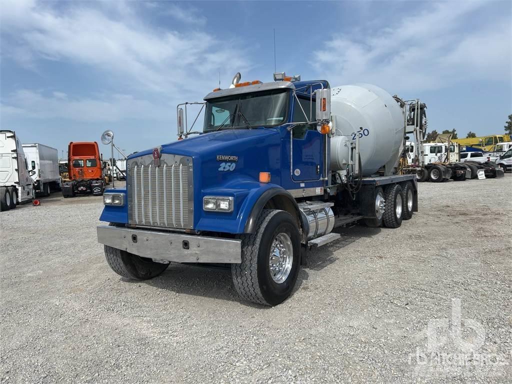 Kenworth W900 Автобетоновози
