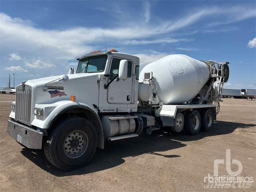 Kenworth W900 Автобетоновози
