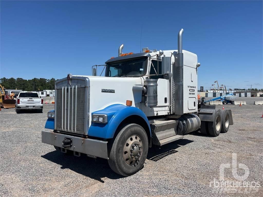 Kenworth W900L Влекачи