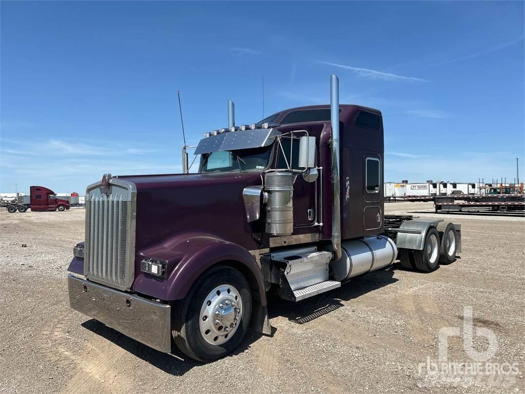 Kenworth W900L Влекачи