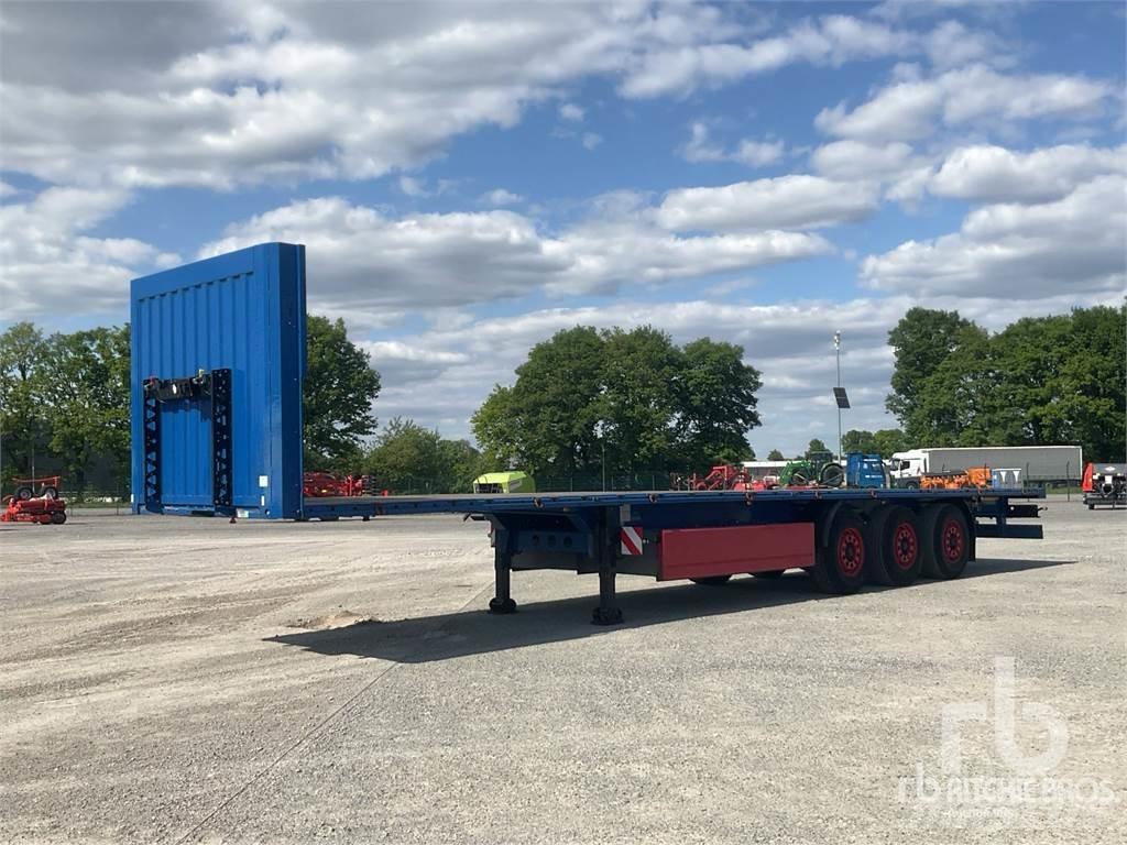 Kögel S24-1 За превоз на дървени трупи