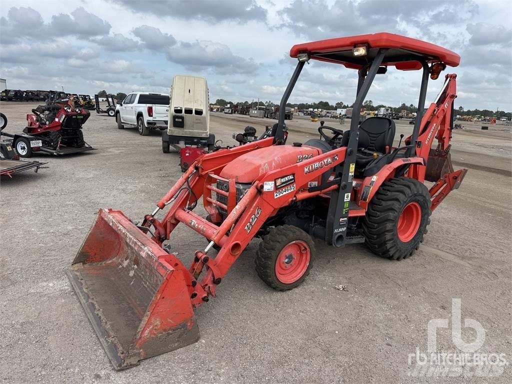 Kubota B26 Товарач със заден ексватор