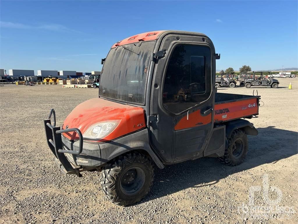 Kubota RTV1100 Комунални съоражения