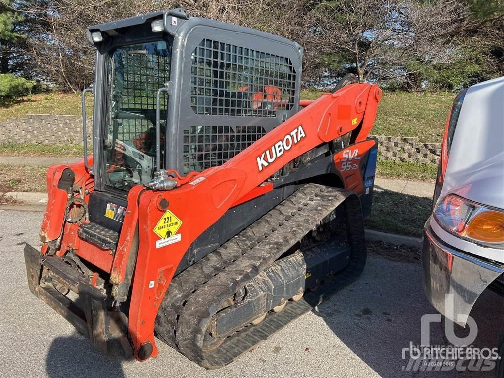 Kubota SLV95-2S Мини товарачи
