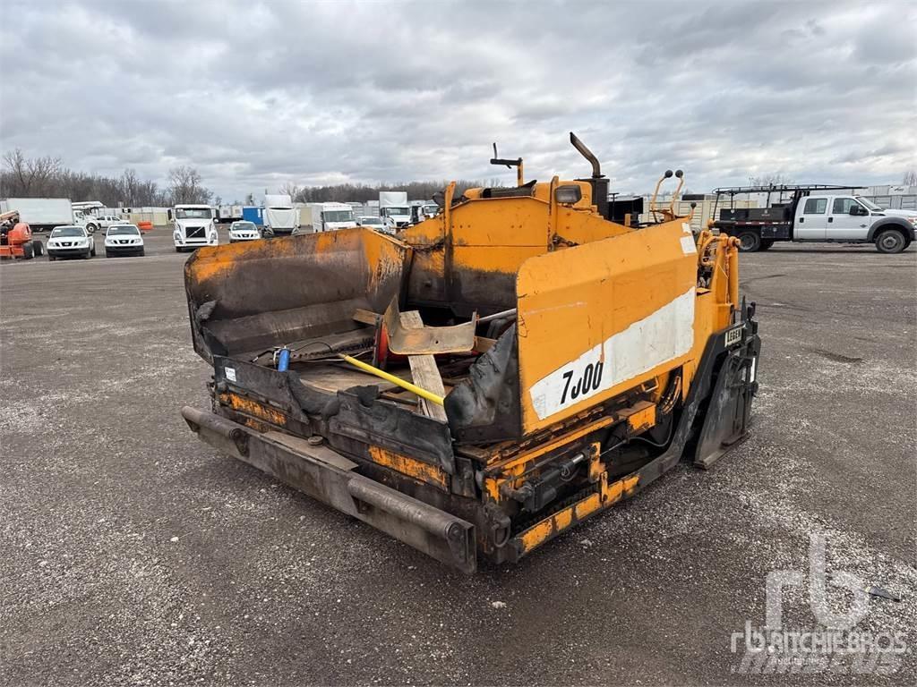 LeeBoy L7000T Машини за асфалт