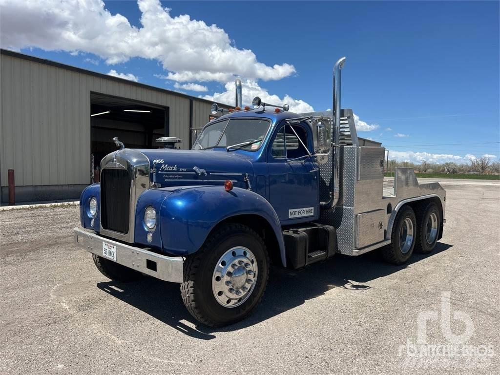 Mack B61 Бордови