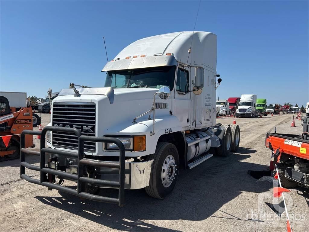 Mack CH613 Влекачи
