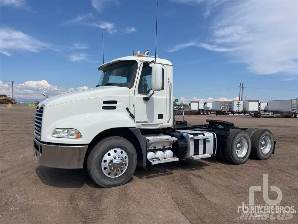 Mack CH613 Влекачи