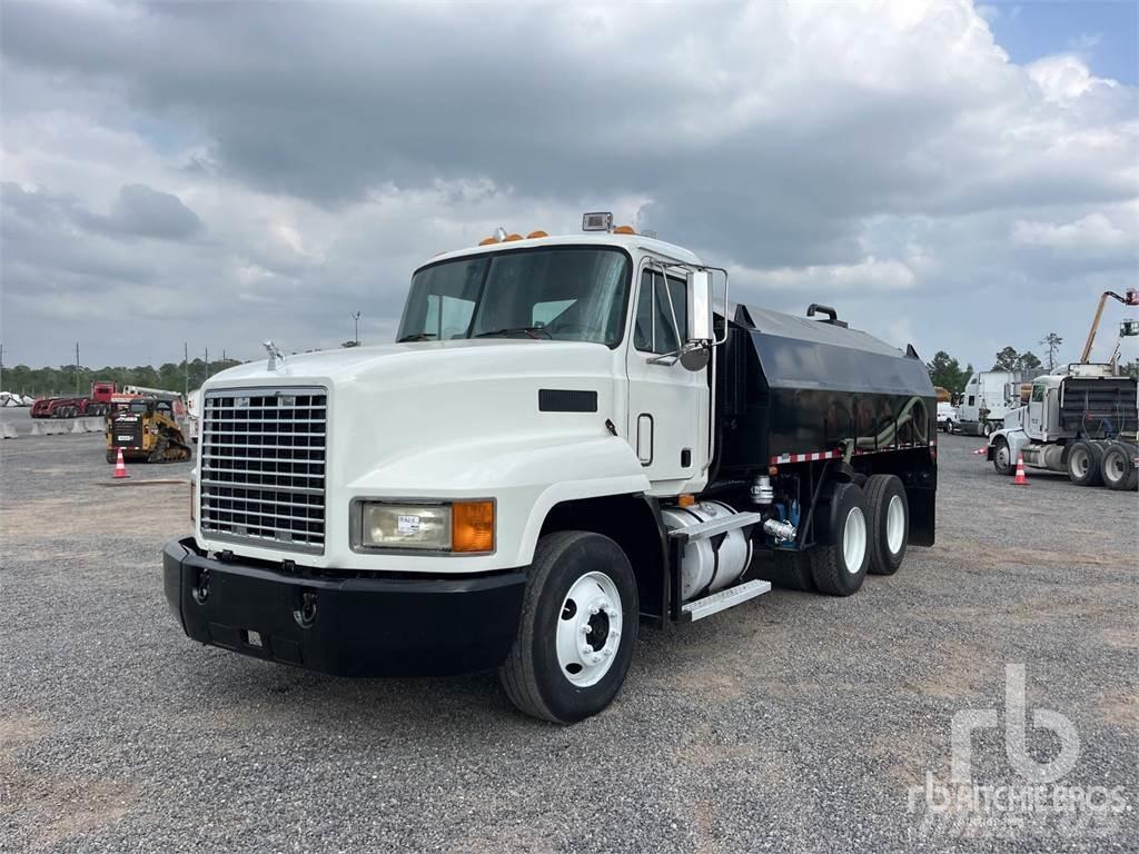 Mack CH613 Цистерни за вода
