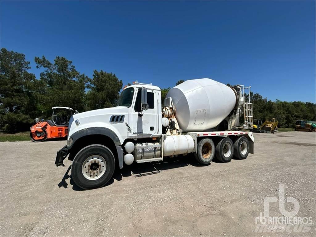 Mack CPT713 Автобетоновози
