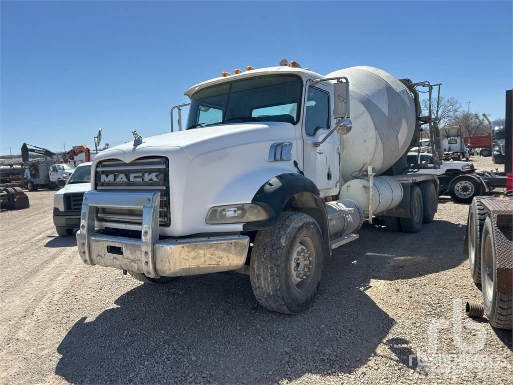 Mack CPT713 Автобетоновози
