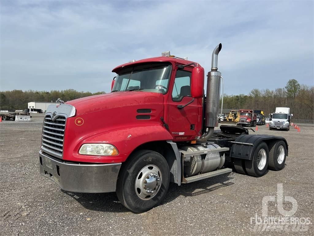 Mack CX613 Влекачи