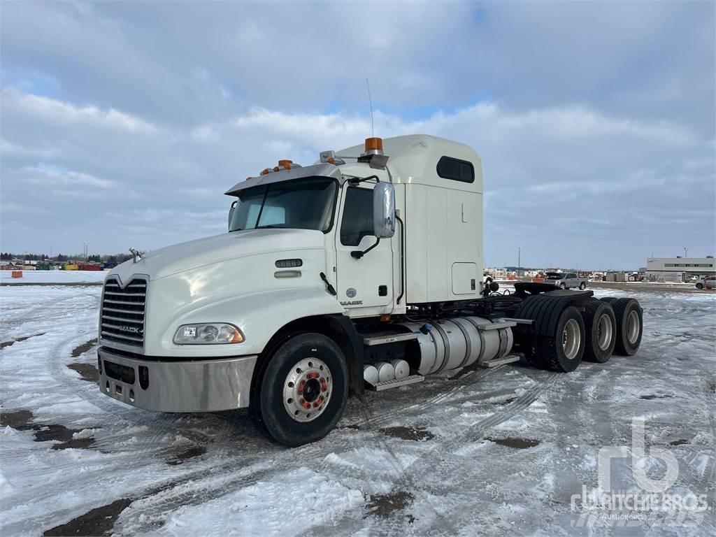 Mack CXU614 Влекачи