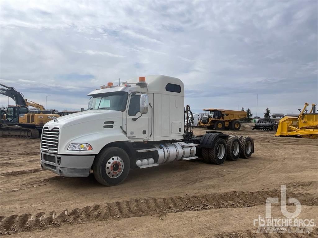 Mack CXU614 Влекачи