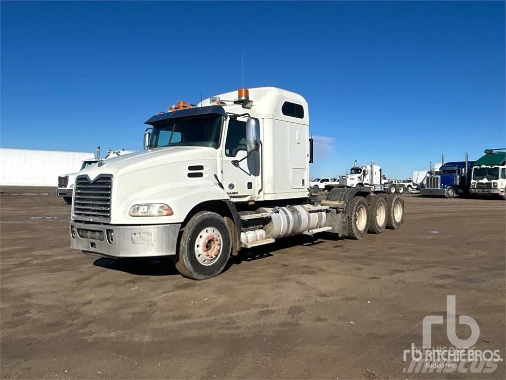 Mack CXU614 Влекачи