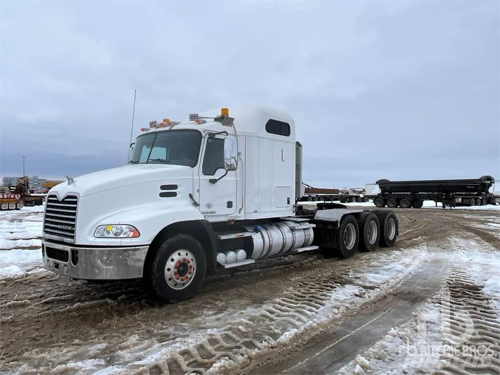 Mack CXU614 Влекачи