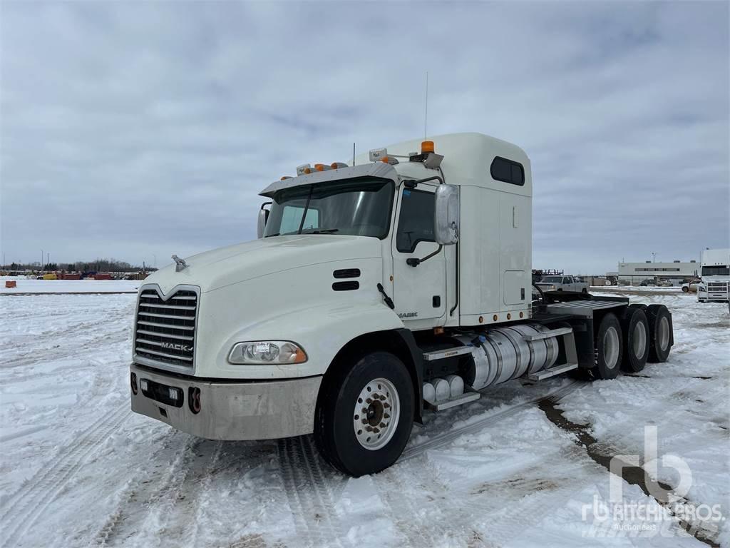 Mack CXU614 Влекачи