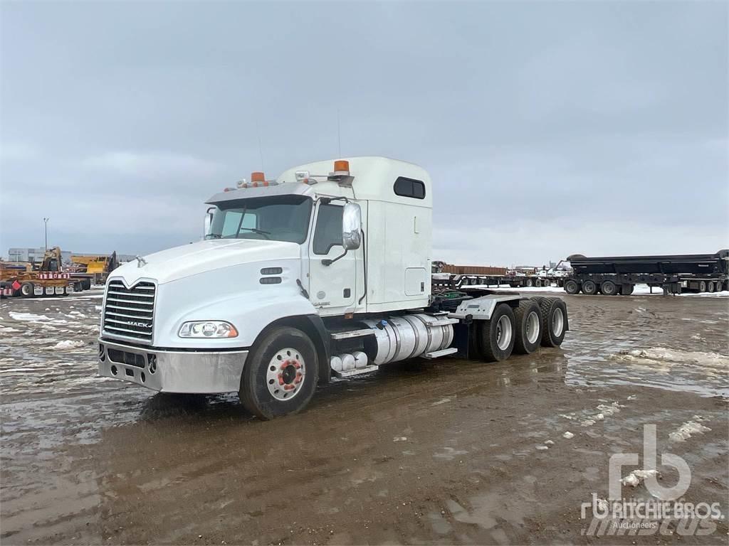 Mack CXU614 Влекачи